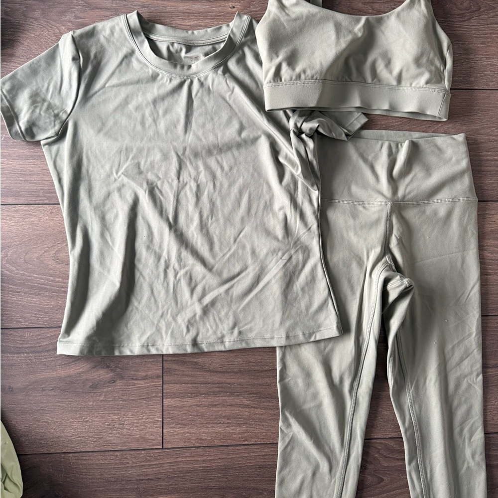 Ardene Sage Green Activewear Set - Leggings, Tee & Sports Bra